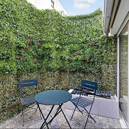 Cosy Buttes-chaumont Apartment *
